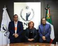 Autoridades de la CNDH y de Leche para el Bienestar durante la firma del convenio para promover el derecho a la alimentación en México.  CORTESÍA/ CNDH