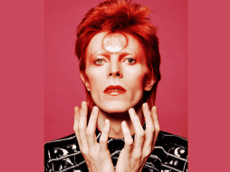 Su reinvención constante, sus alter egos y su moda y estilo lo convirtieron en una figura muy icónica. FACEBOOK/David Bowie