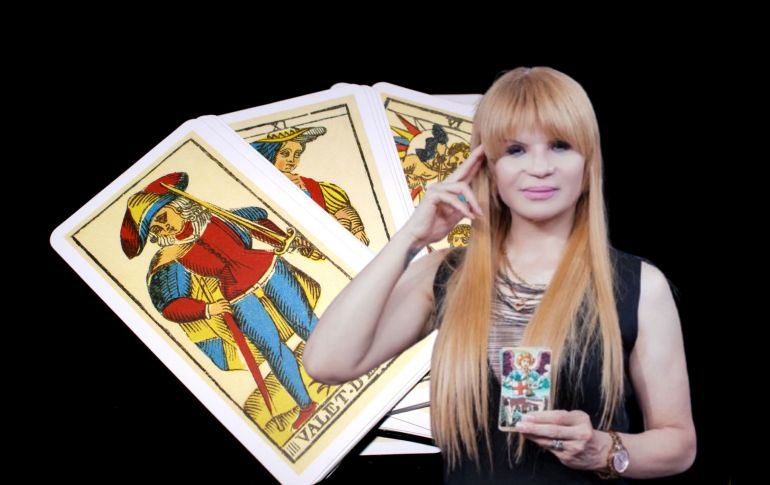 La astróloga Mhoni Vidente revela sus predicciones para hoy sábado 10 de enero, un día en el que las energías astrales influyen de manera importante en las emociones, las decisiones y el rumbo de cada signo del zodiaco. FACEBOOK/MHONIVIDENTE