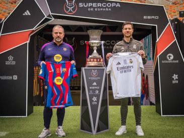 Barcelona y el Real Madrid se enfrentarán por la Supercopa de España en en el King Abdullah Sports City, en Arabia Saudita. EFE /  Marc Graupera
