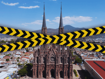 El ataque en Zamora, Michoacán, resultó en la muerte de dos elementos policiales y uno más lesionado, a bordo de su patrulla. ESPECIAL / CANVA