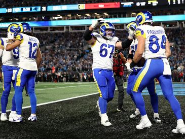Lo que en la previa y al inicio del partido parecía como un cruce muy inclinado hacia un lado, tuvo un cierre de locura. AFP/ J. C. Tilton.