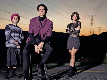 Wyyrd enciende su primer fuego con “Divampa”