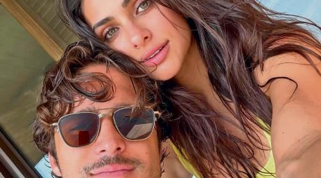 Diego Boneta y Renata Notni disfrutaron de las playas de Jalisco. ESPECIAL