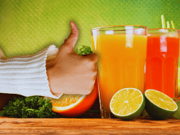Los jugos son un tipo de alimento que favorece a la salud. ESPECIAL / CANVA