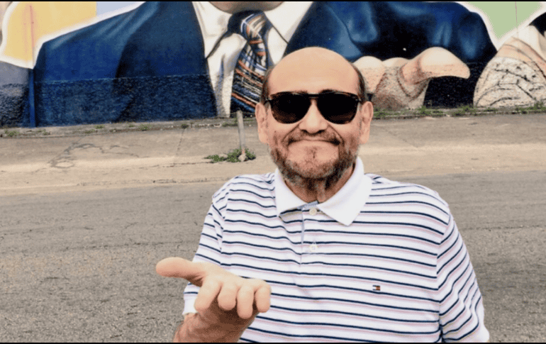 “Doy gracias a Dios, estoy feliz, muy contento y con todas las ganas del mundo de seguir trabajando, mientras el creador me lo permita”, dijo Édgar Vivar. /X/@varedg