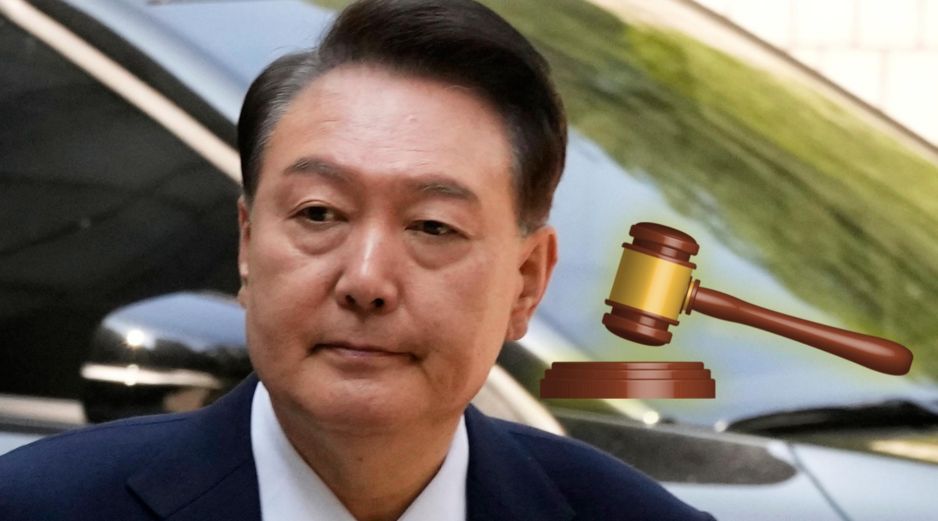 Yoon enfrenta cargos como dirigir una insurrección, abuso de poder, obstrucción de justicia, ayudar a un enemigo y perjurio en relación con la ley marcial. AP / ARCHIVO