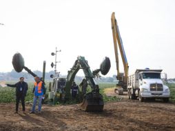 El Gobernador de Jalisco dijo que se realizará desazolve, dragado y limpieza de maleza para recuperar la capacidad original de los cuerpos de agua. EL INFORMADOR  / J. ACOSTA