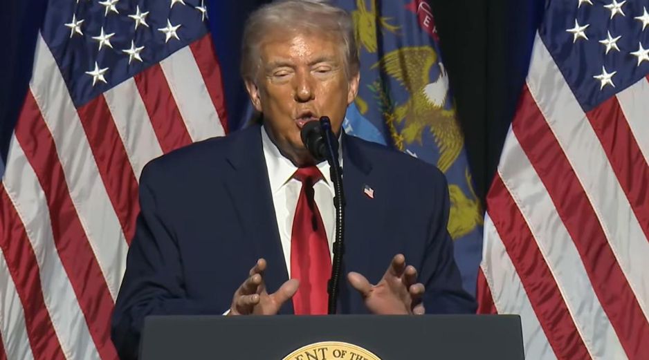 El presidente de Estados Unidos afirmó que no necesita autos fabricados en México o en Canadá, puesto que las empresas estarían mudando sus plantas a su territorio. EFE/Casa Blanca