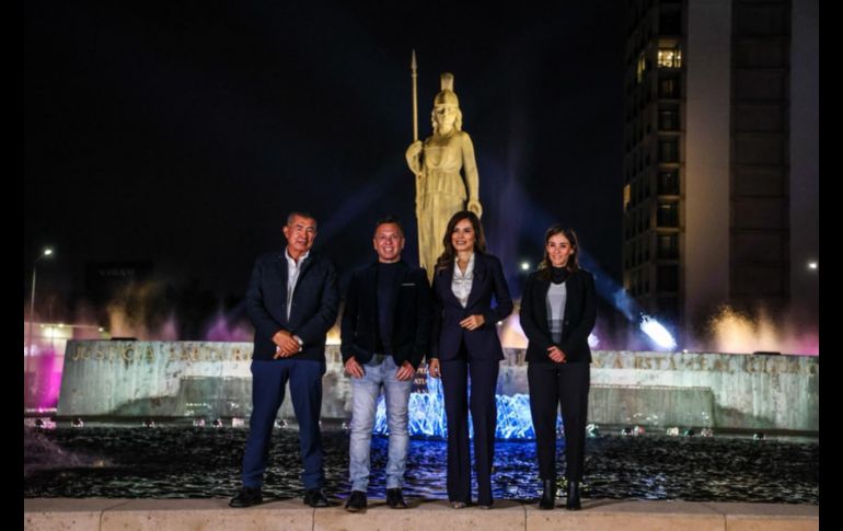 Se amplió el radio de la glorieta, se habilitaron cruces peatonales seguros, con semaforización visual y auditiva a fin garantizar la seguridad para llegar al monumento, se instaló una estación de Mi Bici y se rehabilitaron todas las instalaciones hidrosanitarias. EL INFORMADOR/ A. Navarro