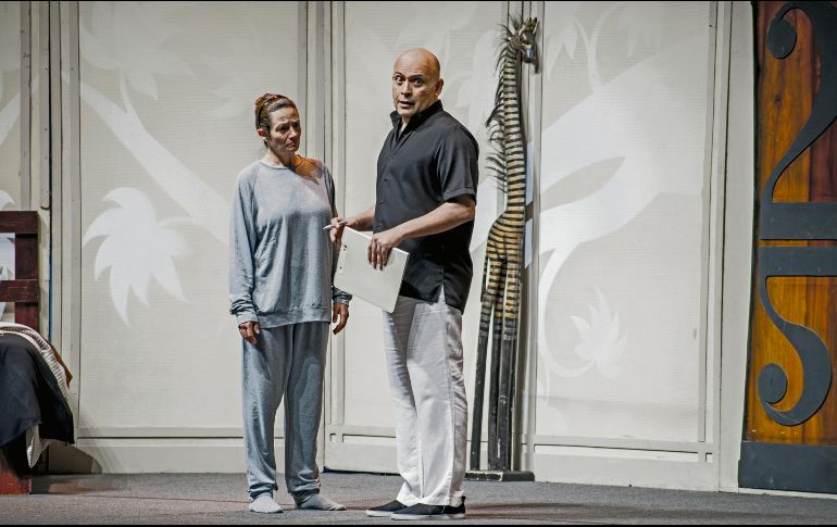 En la obra escrita y protagonizada por Odin Dupeyron, también participa Erika Blenher. ESPECIAL