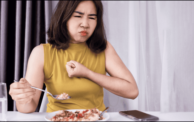 Escuchar al cuerpo, identificar qué alimentos provocan molestias y hacer ajustes personalizados permite mejorar la digestión y favorecer una mejor salud gastrointestinal a largo plazo. CANVA