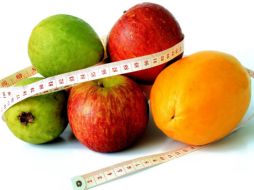 Una alimentación equilibrada puede ayudar a reducir el llamado colesterol “malo” (LDL) y a proteger las arterias de enfermedades cardiovasculares, uno de los principales problemas de salud en la actualidad. Pixabay