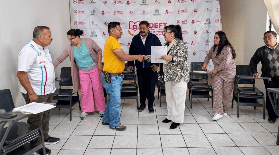 Estos convenios buscan llevar programas de capacitación laboral y autoempleo directamente a las colonias del municipio. CORTESÍA