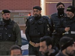 Policías iraníes han desplegado un amplio uso de la fuerza en las protestas. EFE