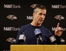 Harbaugh estuvo al frente de los Ravens durante 19 temporadas y está cerca de concretar su llegada a un nuevo equipo. AP/M. Ludtke