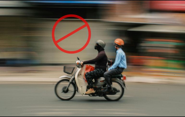 Las sanciones serán económicas en una primera etapa, para los conductores de motocicletas que la incumplan. ESPECIAL / CANVA
