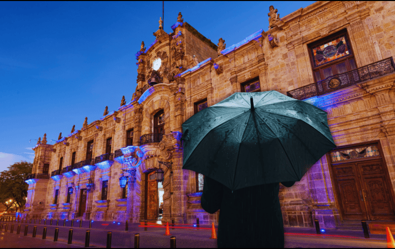 El pronóstico del clima para Guadalajara prevé que la probabilidad de lluvias a parte de este viernes, aunque ligeras. ESPECIAL / CANVA