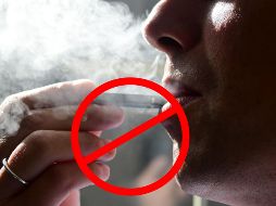 También queda prohibida la publicidad y propaganda de cigarrillos electrónicos y vapeadores a través de cualquier medio de comunicación, incluidos los impresos, digitales, televisivos, radiales o cualquier otra vía. ESPECIAL / AFP y CANVA