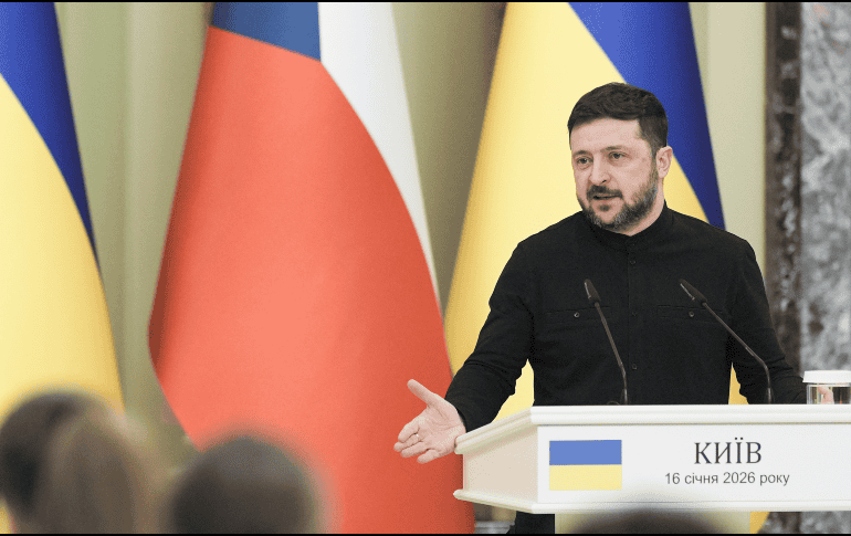 Zelenski anunció, a principios de este mes, que prepara con Estados Unidos y la Unión Europea un plan de paz. EFE/EPA/ S. Dolzhenko