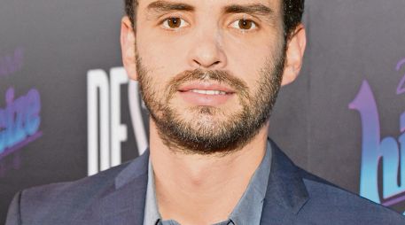 Jonás Cuarón dirige “Campeón gabacho”, filme que sigue a un joven migrante que cruza la frontera en busca de una nueva vida. AFP