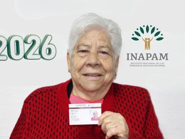 La credencial del Inapam no solo funciona para obtener descuentos, sino que además es válida como identificación oficial. ESPECIAL / Inapam