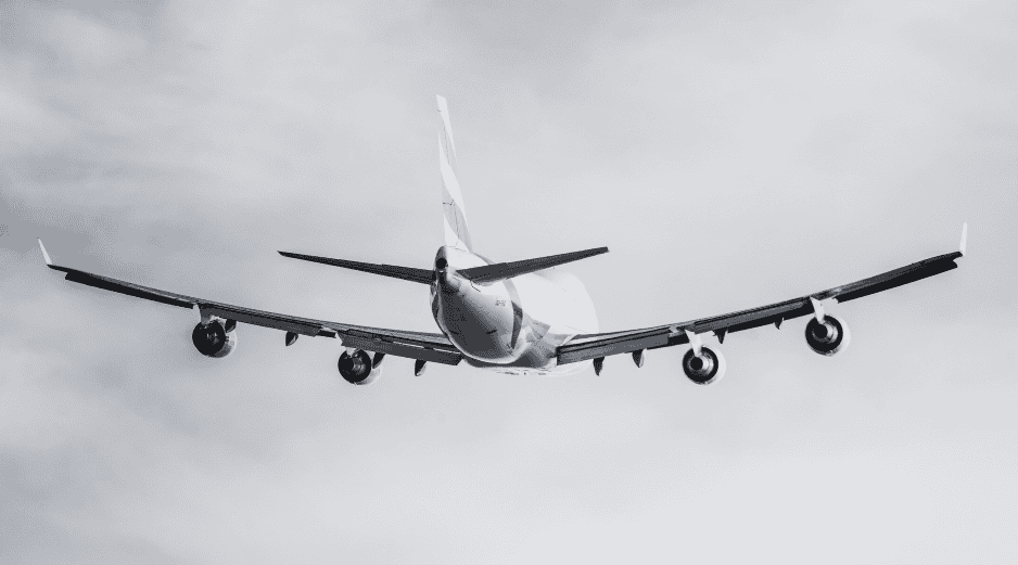 El avión extraviado partió de Yogyakarta y tenía previsto aterrizar en el Aeropuerto Internacional Sultan Hasanuddin de Makassar, en Indonesia. ESPECIAL