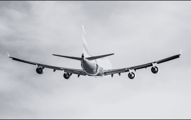 El avión extraviado partió de Yogyakarta y tenía previsto aterrizar en el Aeropuerto Internacional Sultan Hasanuddin de Makassar, en Indonesia. ESPECIAL