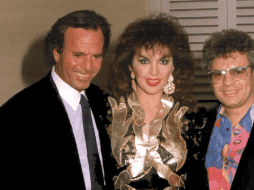 La bailarina y violinista publicó esta imagen a través de sus redes sociales, defendiendo a Julio Iglesias. ESPECIAL / INSTAGRAM @obreeskin