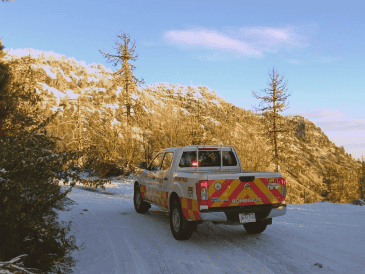 La combinación de brechas difíciles, clima cambiante y altitudes que superan los tres mil metros exige preparación para visitar el Nevado de Colima. ESPECIAL