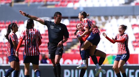 Chivas Femenil se colocó en la sexta posición de la tabla general con siete unidades. IMAGO7/ J. CARLOS CUBEYRO