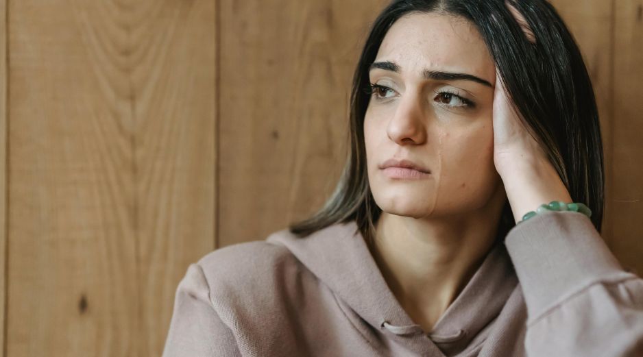 Aunque no hay suficiente respaldo científico, la psicología sí reconoce que enero resulta ser un mes complicado para muchas personas. PEXELS