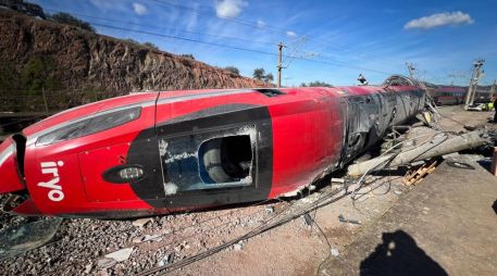 Como consecuencia del accidente ferroviario, al menos 39 personas fallecieron y otras 43 permanecen hospitalizadas, entre ellas cinco menores. EFE