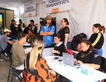La entrega de la Tarjeta Única Al Estilo Jalisco comenzó con quejas por demoras de más de dos horas en módulos del Centro de Guadalajara y Zapopan. EL INFORMADOR/J. ACOSTA