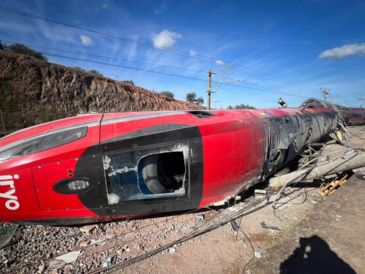 Mandatarios de todo el mundo han dado su pésame y solidaridad a España por el accidente. EFE