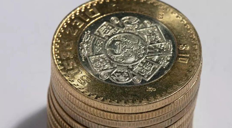 Este lunes, el Diario Oficial de la Federación (DOF) publicó los decretos que modifican las características de las monedas de diez y veinte pesos, los cuales entrarán en vigor a partir de mañana martes 20 de enero de 2026. ESPECIAL