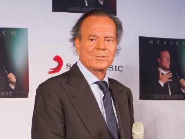 Testimonios de hace más de 30 años resurgen tras las denuncias contra Julio Iglesias. NOTIMEX/ARCHIVO