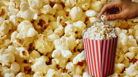 Las palomitas de maíz pueden apoyar la digestión y favorecer el tránsito intestinal, siempre que se preparen de forma sencilla y sin exceso de grasas o sodio. ESPECIAL / CANVA