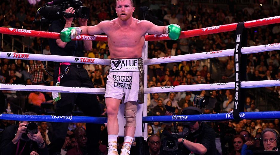 Canelo se mantuvo entre la élite financiera del deporte gracias a su fortaleza comercial. IMAGO7.