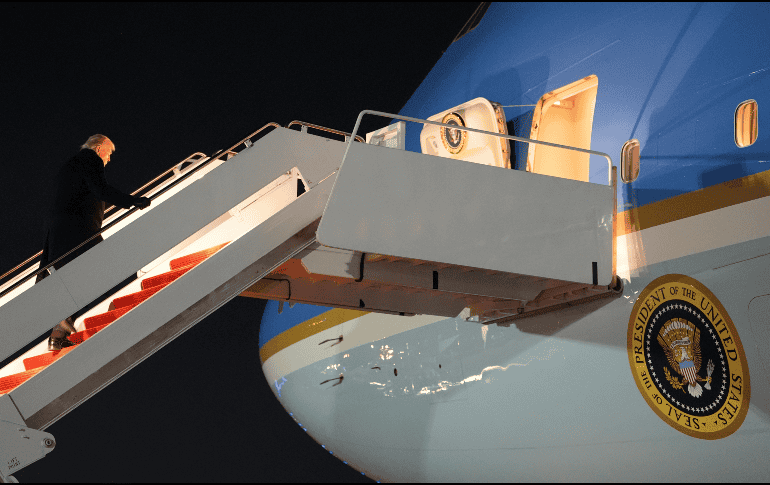 El mandatario cambiará de avión para retomar su trayectoria rumbo a Suiza. AP/ E. Vucci.