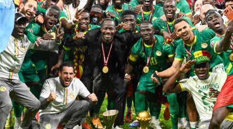 Senegal ganó la Copa de África al vencer a Marruecos por 1-0 en Rabat, la capital marroquí. AFP / S. Bozon