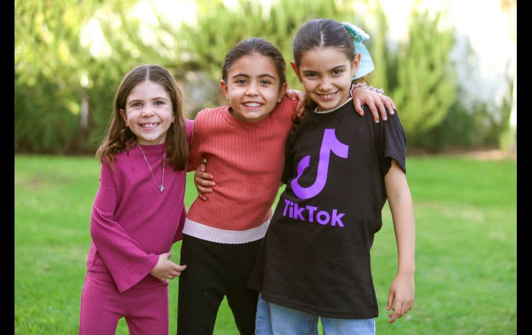 Inés Becerra, Paula Becerra y Jimena Torres. GENTE BIEN JALISCO / C. Jimeno
