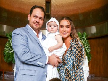 Alfonso Magallanes, Nara Magallanes y Alexia Vergara. GENTE BIEN JALISCO / Revista del 23 de enero 2026