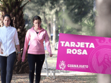 La nueva Tarjeta Rosa busca garantizar pagos puntuales y mayor seguridad en las dispersiones. EL INFORMADOR/ARCHIVO/ESPECIAL