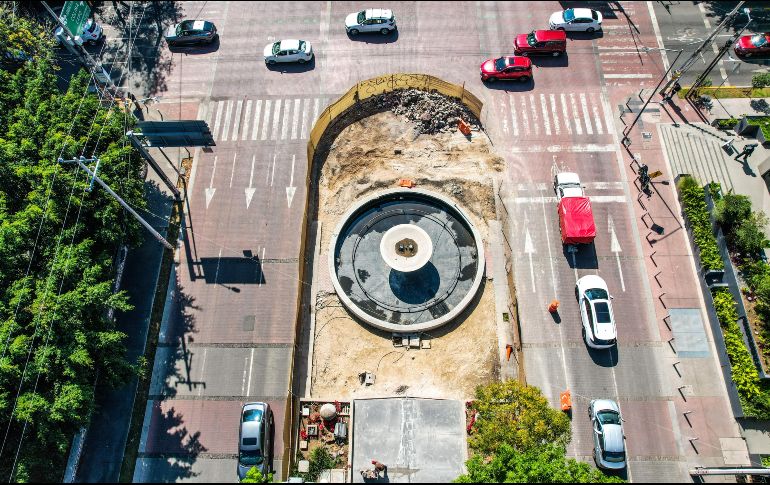 Vista panorámica del Paseo Chapultepec, donde el Ayuntamiento de Guadalajara realiza la renovación del camellón sin cierres viales, para mejorar la imagen urbana y la seguridad peatonal. EL INFORMADOR/A. Navarro