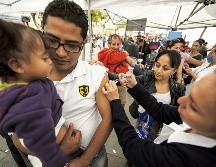 Más brigadas de salud recorren colonias de alto riesgo en Jalisco para aplicar vacunas contra el sarampión y contener el brote en municipios como Tonalá, Tlaquepaque, Zapopan y Arandas. EL INFORMADOR