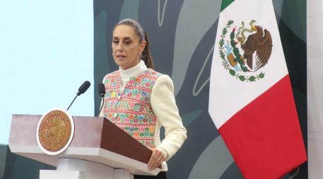 Sheinbaum rechazó calificar como un enfrentamiento directo las declaraciones de los líderes de los países vecinos del norte durante el Foro Económico Mundial de Davos. SUN/RDB