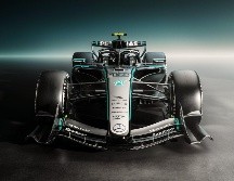 La escudería Mercedes difundió este jueves 22 de enero las primeras imágenes de su nuevo monoplaza para la temporada 2026. X / @MercedesAMGF1