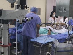 Se espera que las aseguradoras de salud ofrezcan alternativas para contrarrestar los efectos de un fuerte incremento de precios al arranque de 2026. EL INFORMADOR/ARCHIVO