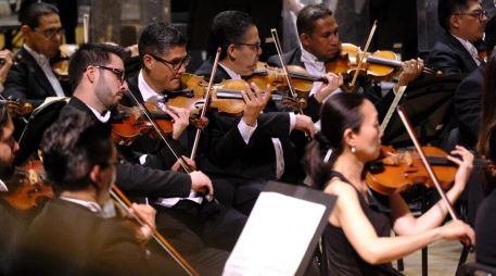 El programa abre con el “Rondó de Les biches”, de Francis Poulenc, pieza que introduce a la orquesta desde una lógica de movimiento y contraste. CORTESÍA/ Secretaria de Cultura Jalisco
